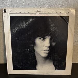 Linda Ronstadt - Heart Like A Wheel - 1974 - Capitol ST-11358 Vinyl